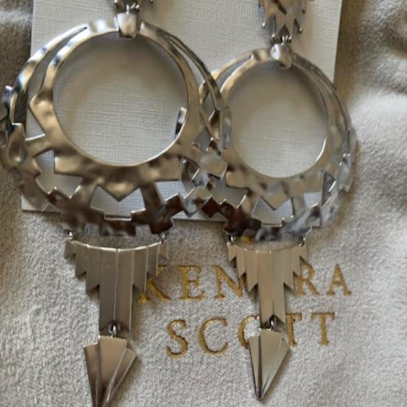 🆕 Kendra Scott Shiva Earrings - Picture 8 of 11